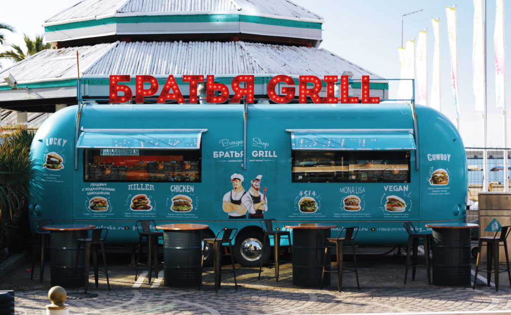 10 Benefits of Building a Custom Food Truck Designed for Your Business