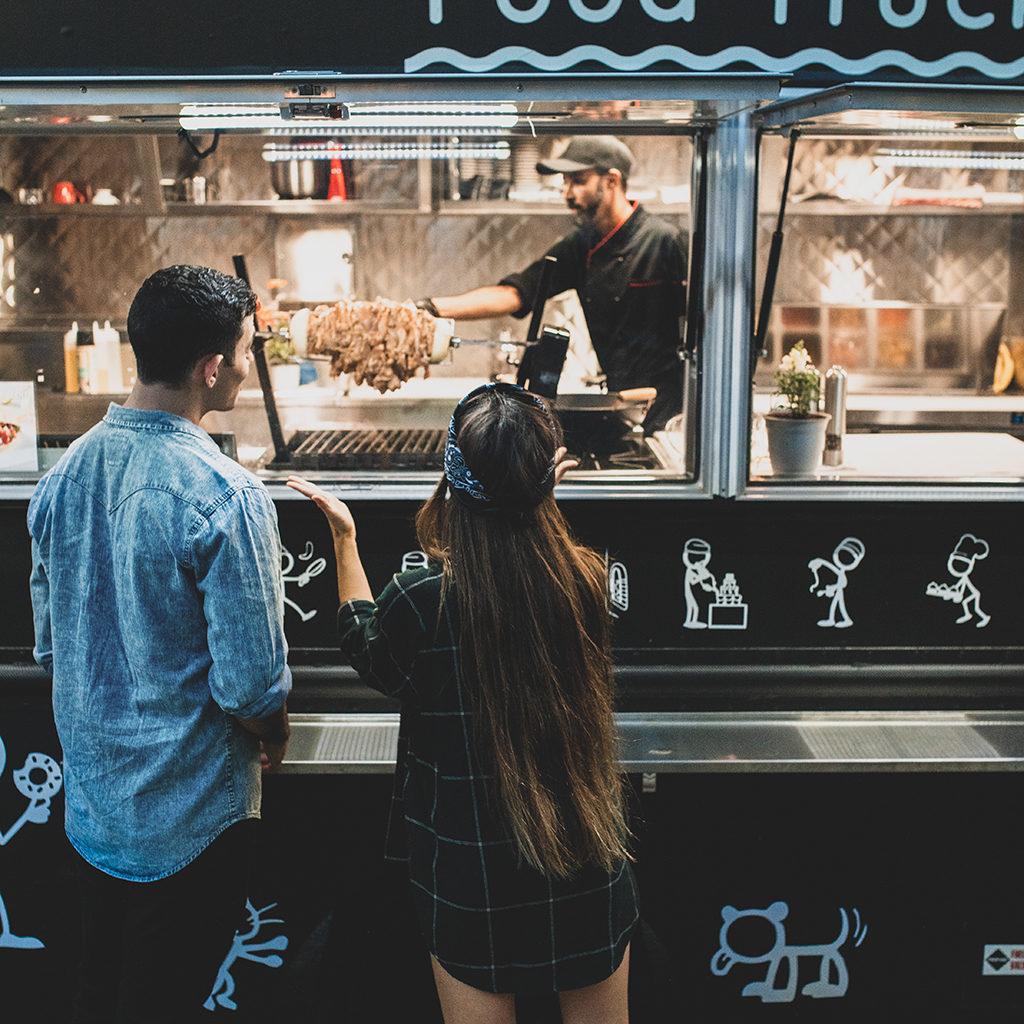 How to Make Your Food Truck Stand Out From the Crowd